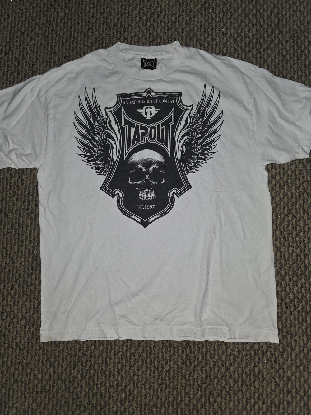 Tapout White Graphic Skull Logo T-Shirt for Men
